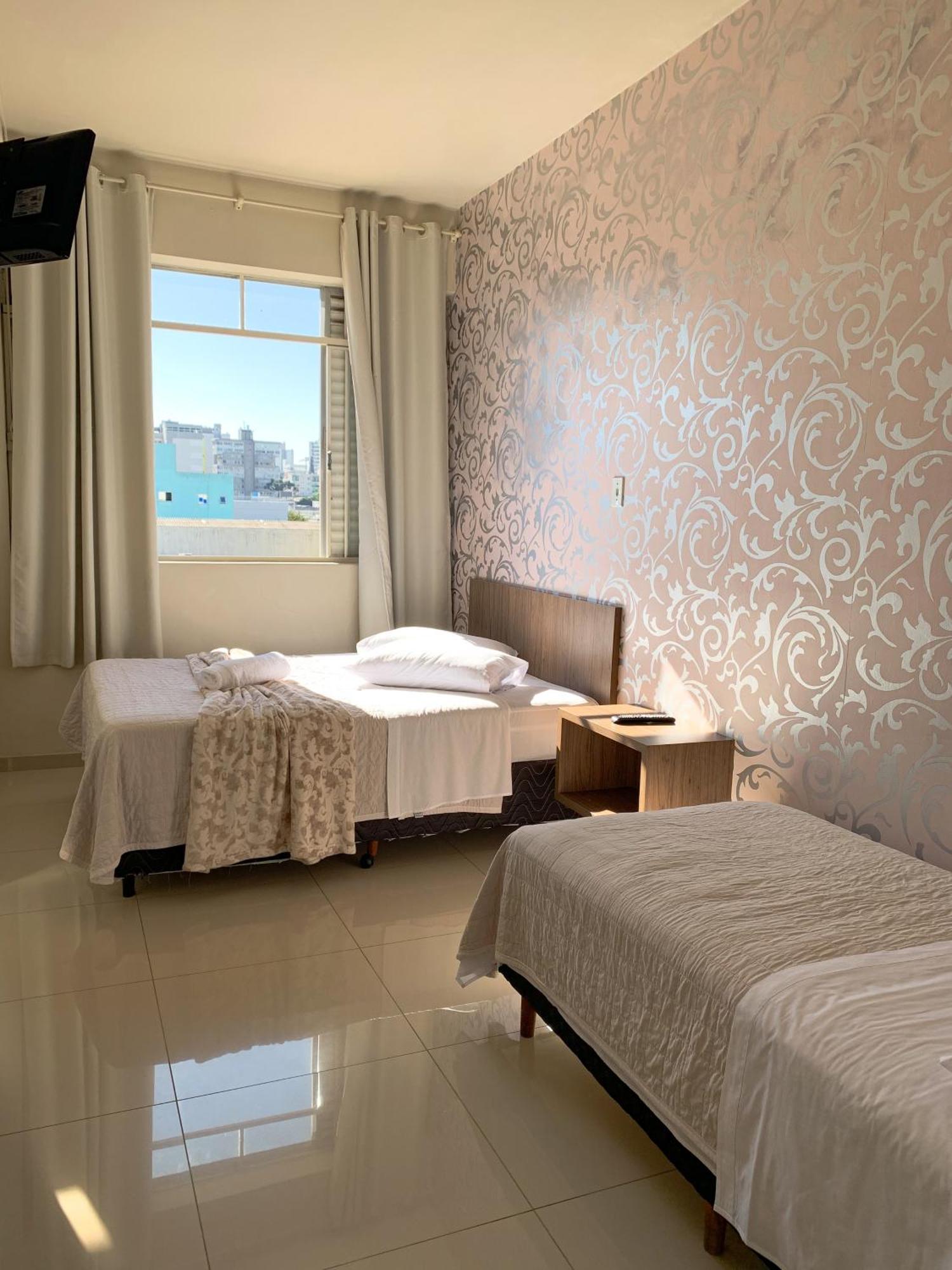 Hotel Ideal Шапеко Екстер'єр фото