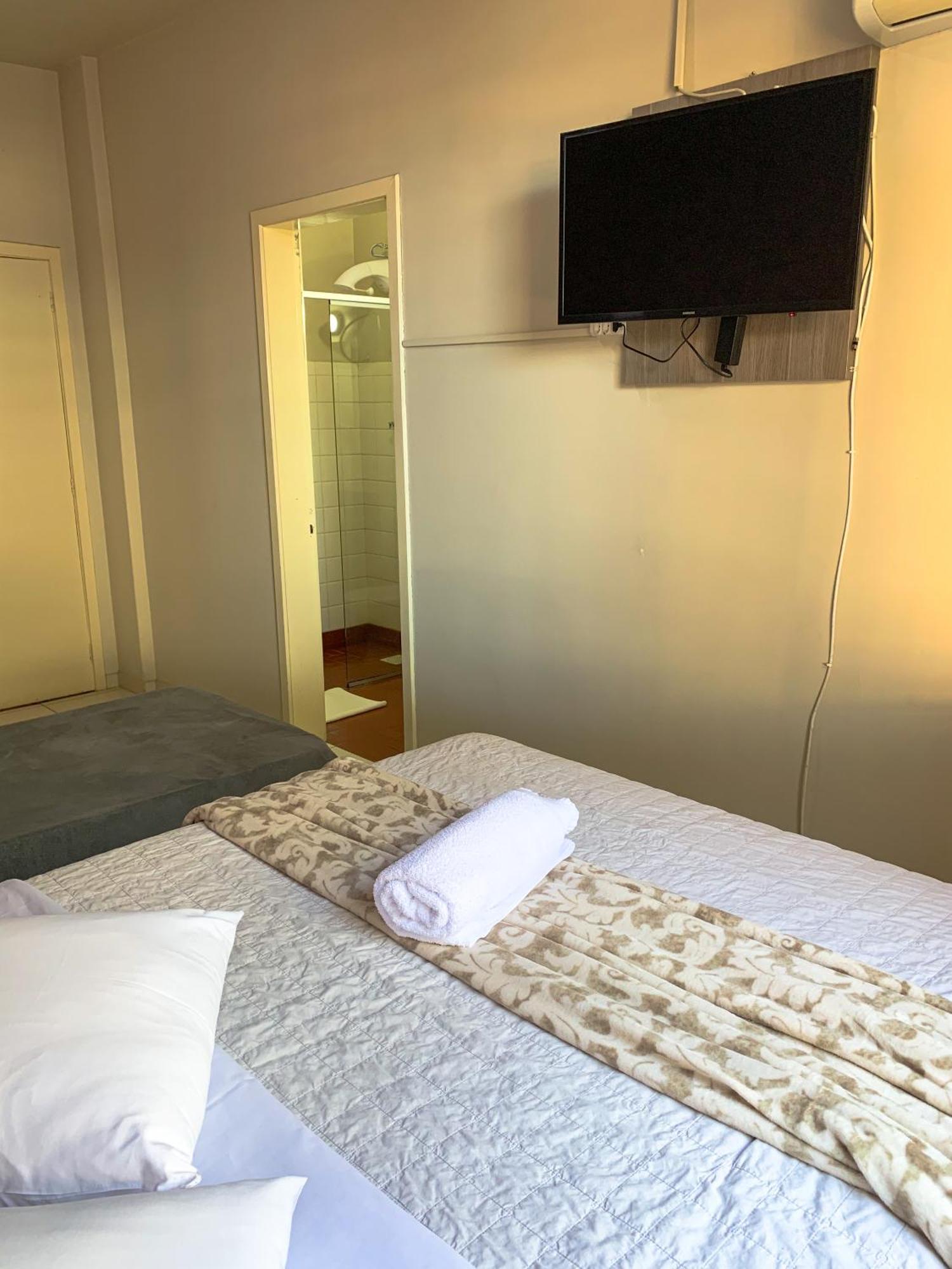 Hotel Ideal Шапеко Екстер'єр фото